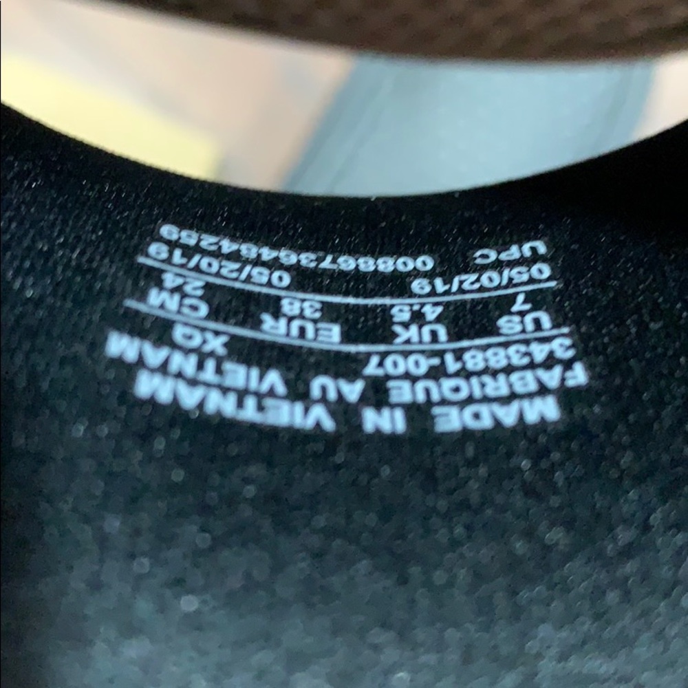 NIKE WMNS BENASSI JDI Black/Rose Gold - Picture 8 of 16